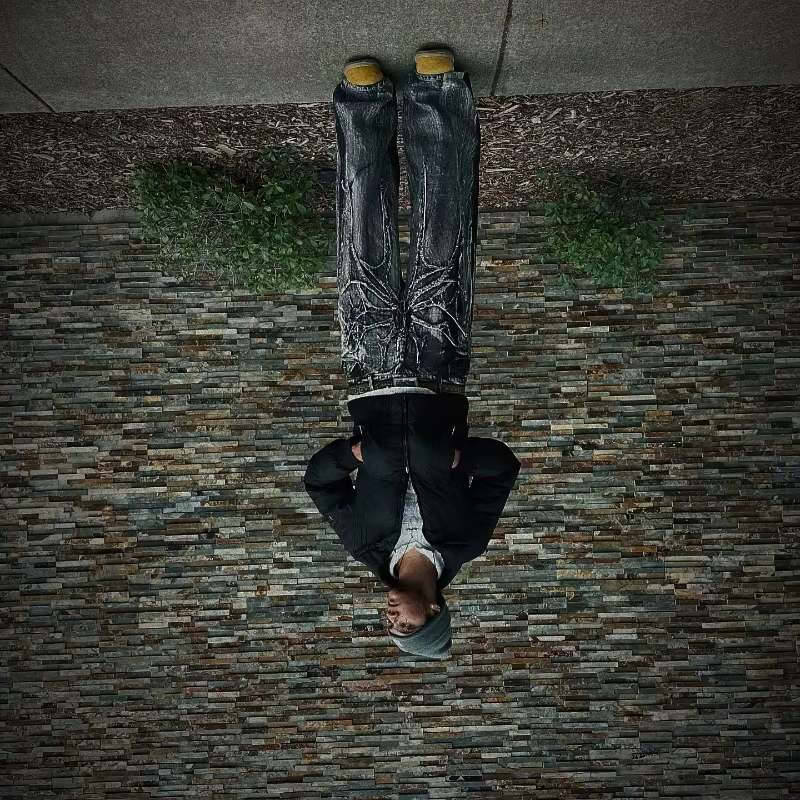 Hand-Made Phantom collection ; Spider Embroidered Patch Denim